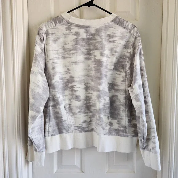 Athleta Farallon Sweatshirt 1X Inversion Gray White Tie Dye Crew Neck Pullover - Picture 11 of 11